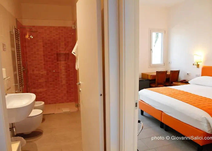 Garden 2 3* Менаджо