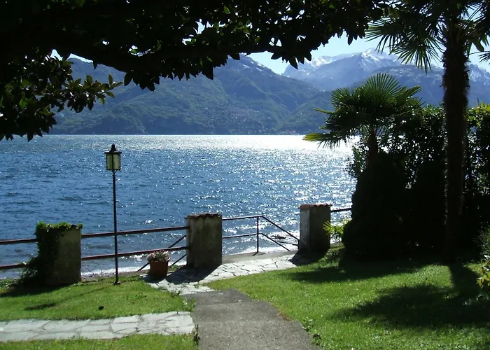 Guest house Garden 2 3*